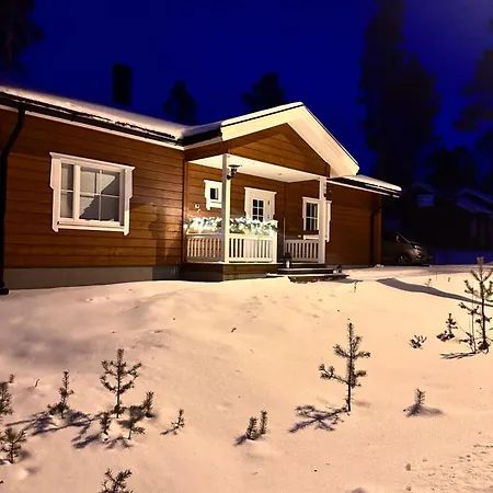 Polar Yllaes, * Äkäslompolo